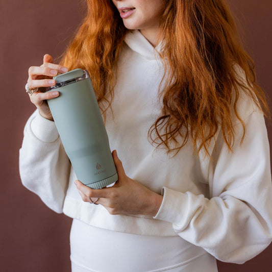 30-oz-groove-tumbler-g9 4Manna_Website_Lifestyles-17.jpg