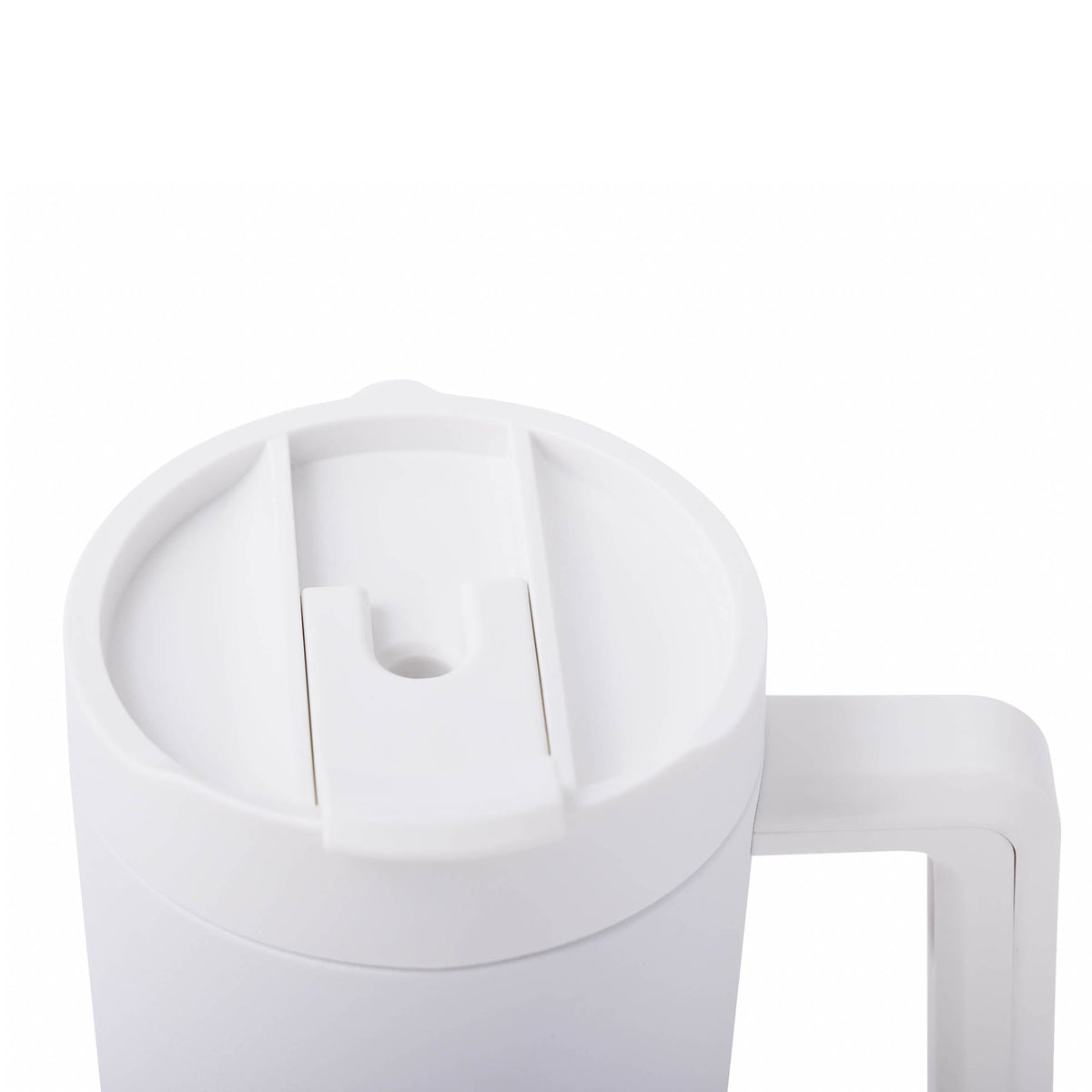 40-oz-top-tumbler-x3 CoreHome_MannaHydration_Whites_Raw-52.jpg
