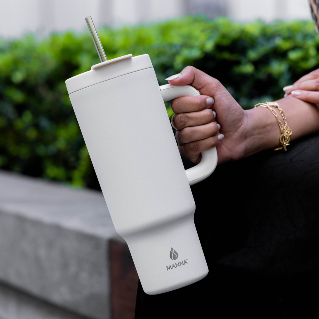 40-oz-leisure-tumbler-n1 Core_Home_Manna_Lifestyle_AUG_13-38.png